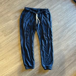 Women’s Lululemon Joggers navy blue size 8